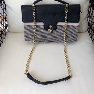 OLIVIA and JOY purse. Detach chain strap.